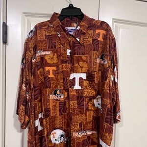 U of Tennessee Vols Hawaiian Shirt New XL